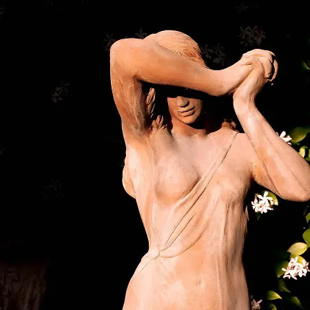 Bed & Breakfast Castello Di Montalbano 3*
