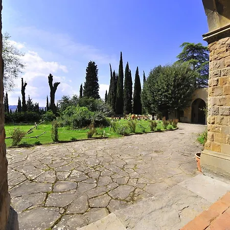 Castello Di Montalbano 3* San Jacopo al Girone