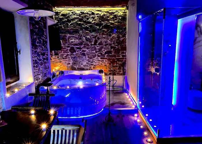 Castello Di Montalbano 3* San Jacopo al Girone