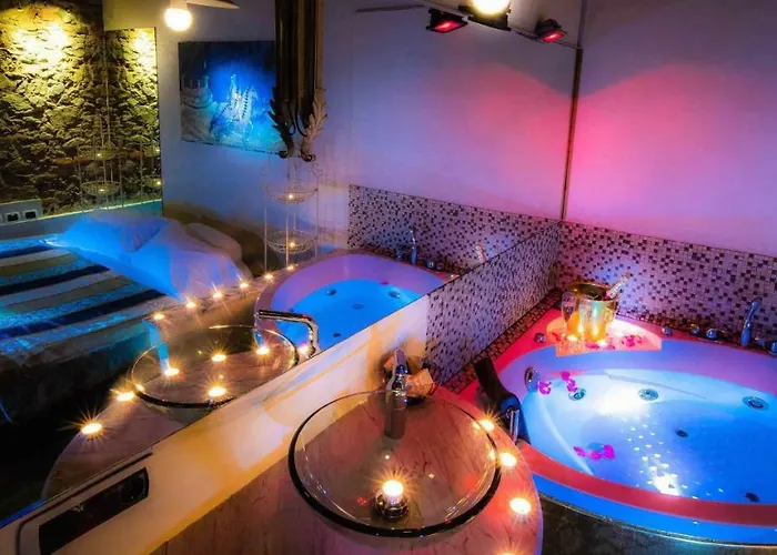 Castello Di Montalbano 3* San Jacopo al Girone